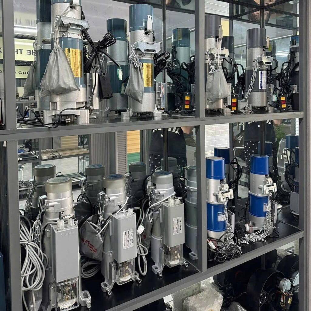 Sửa Motor Cửa Cuốn TP.HCM & Hà Nội | Uy Tín, Giá Rẻ, Thợ Chuyên Nghiệp 17 Bảng Giá Sửa Motor Cửa Cuốn Tại TP.HCM & Hà Nội