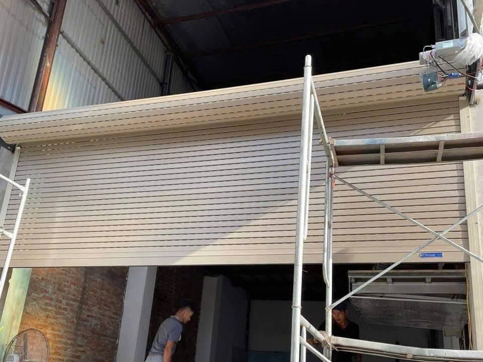 Giới thiệu cửa cuốn Trúc Ngân_ Đơn vị chuyên lắp đặt và sửa cửa cuốn tại TPHCM và Hà Nội