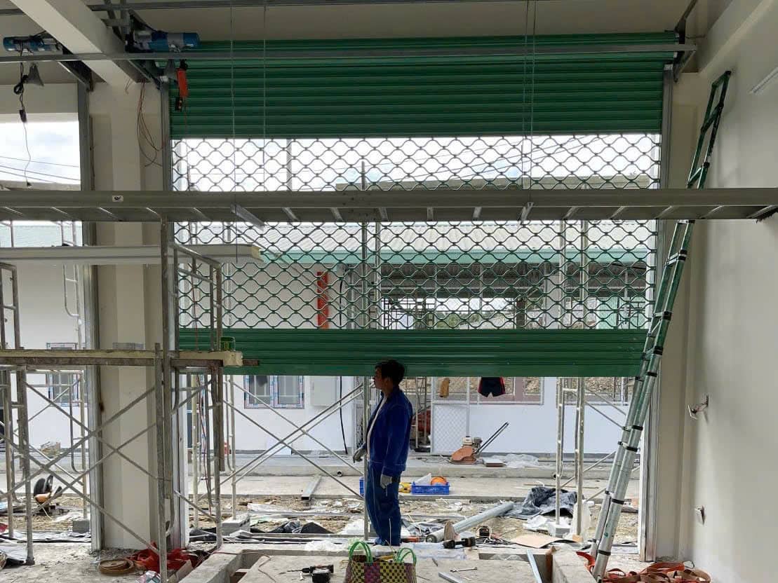 Sửa Cửa Cuốn Hà Nội 24/24 | Thợ Giỏi, Uy Tín, Giá Rẻ, Có Mặt Nhanh 17 Bảng Giá Sửa Cửa Cuốn Hà Nội 24/24 Mới Nhất 2026 – Trúc Ngân