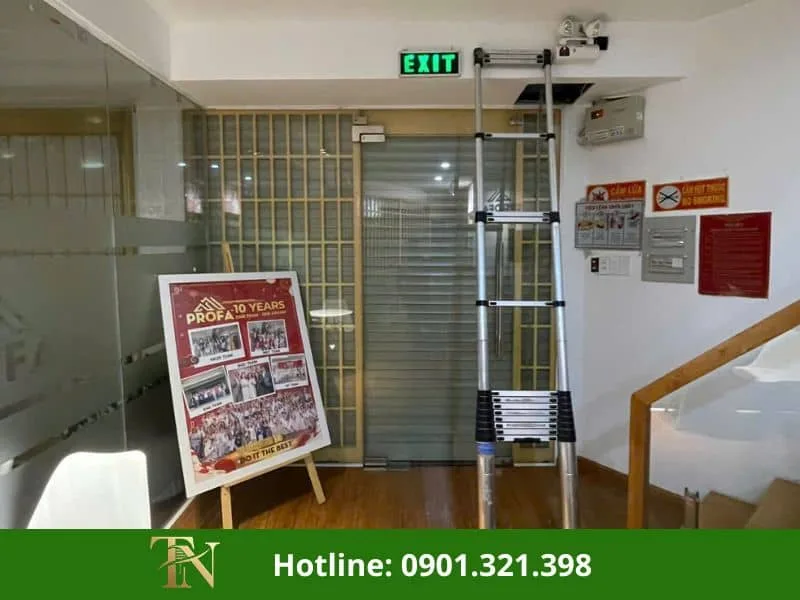 Sửa cửa cuốn giá rẻ tại TPHCM 24/24 Gọi ngay Trúc Ngân